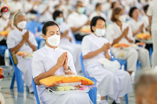 ภาพ No.100123:พิธีบุพเปตพลี  ครั้งที่ 143 วันที่ 27 พฤศจิกายน พ.ศ. 2566 วันพระ ขึ้น 15 ค่ำ เดือน 12 ณ หอฉันคุณยายอาจารย์ฯ วัดพระธรรมกาย