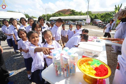 ภาพ No.94648:พิธีทอดกฐินสามัคคี สร้างกุฏิสงฆ์หลังแรก ณ ศูนย์ปฏิบัติธรรมและอบรมเยาวชนเมืองยะลา (ถนนเวฬุวัน ซอยเศรษฐี) วันที่ 15 พฤศจิกายน พ.ศ. 2566