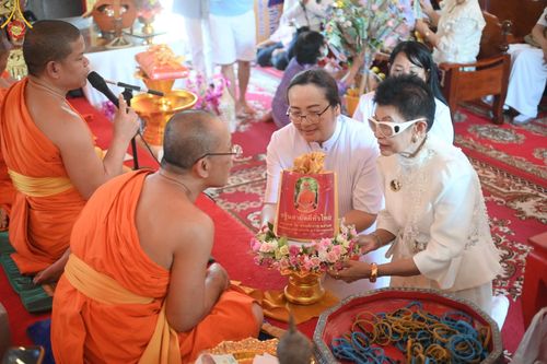 ภาพ No.170630:พิธีทอดกฐิน ณ วัดเรืองยศสุทธาราม เขตบางคอแหลม จ.กรุงเทพมหานคร ในโครงการกฐินสามัคคีทั่วไทย 30,000 วัด บูชาธรรม 80 ปี หลวงพ่อธัมมชโย โดยคณะศิษยานุศิษย์วัดพระธรรมกาย วันที่ 27 ตุลาคม พ.ศ. 2567