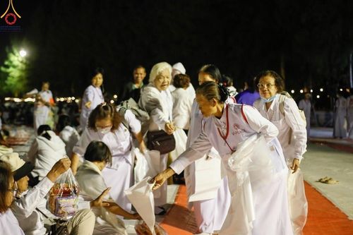 ภาพ No.203084:V.51 สารพัดV สารพัดดี ที่คลองบางนางแท่น ในโครงการธรรมยาตรา กตัญญูบูชา มหาปูชนียาจารย์ พระมงคลเทพมุนี(สด จนฺทสโร) พระผู้ปราบมาร อนุสรณ์สถาน 7 แห่ง ปีที่ 13 ระหว่างวันที่ 2-31 มกราคม พ.ศ. 2568