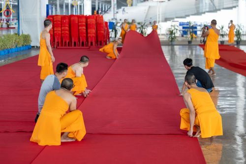 ภาพ No.60638:V.38 ทุ่มพลังเพื่อพ่อครบ 80 ปี ภาพการเตรียมงานของหน่วยงานต่างๆ เพื่อพิธีฉลองอายุวัฒนมงคล 80 ปี หลวงพ่อธัมมชโย และรับถวายมหาสังฆทาน 10,000 กว่าวัดทั่วประเทศ ในวันคุ้มครองโลก วันจันทร์ที่ 22 เมษายน พ.ศ. 2567