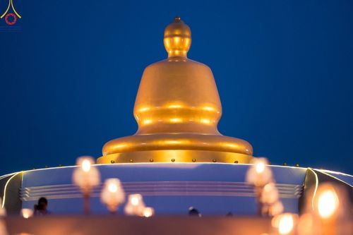 ภาพ No.118300:พิธีจุดประทีปถวายเป็นพุทธบูชา และบูชาธรรมมหาปูชนียาจารย์ พระมงคลเทพมุนี(สด จนฺทสโร) วันที่ 24 มกราคม พ.ศ. 2567 ณ อนุสรณ์สถานบางปลา อ.บางเลน จ.นครปฐม