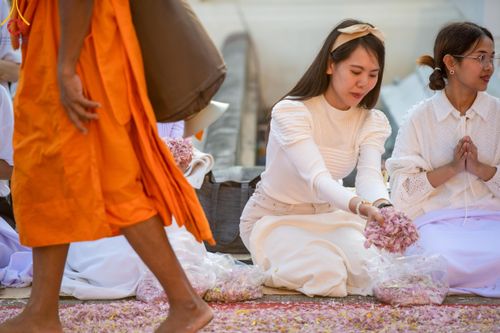 ภาพ No.113221:พิธีต้อนรับพระธรรมยาตรา ปีที่ 12 วันที่ 15 มกราคม พ.ศ. 2567 ณ วัดโบสถ์บน จ.นนทบุรี