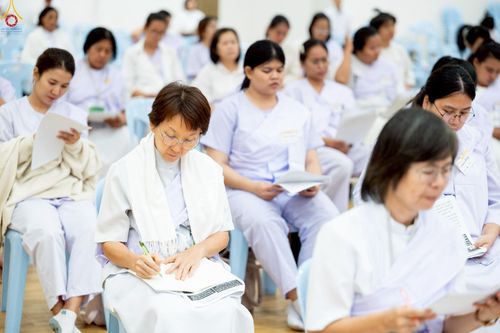 ภาพ No.242838:วันที่ 29-31 สิงหาคม พ.ศ. 2568 องค์กรภาคีเครือข่าย “บวร” (บ้าน-วัด-โรงเรียน-ราชการ) อ.คลองหลวง จัดบวชอุบาสิกาแก้ว ถวายพระราชกุศลแด่สมเด็จพระพันปีหลวง - กตัญญูบูชาแด่ผู้มีพระคุณ