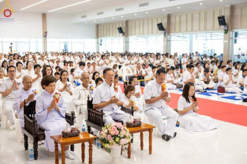 ภาพ No.148702:พิธีบุพเปตพลี, พิธีทอดผ้าป่า, พิธีไถ่ชีวิตโค 80 ตัว ให้ชีวิตสัตว์เป็นทาน ณ ศูนย์ปฎิบัติธรรมภาคใต้ อ.บางกล่ำ จ.สงขลา วันเสาร์ที่ 10 สิงหาคม พ.ศ. 2567