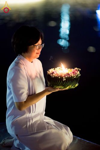 ภาพ No.266413:วันพุธที่ 5 พฤศจิกายน พ.ศ. 2568 (วันพระ ขึ้น 15 ค่ำ เดือน 12) พิธีลอยกระทงธรรม  ณ สระมหาเศรษฐีทะเลบุญ มหาวิหารพระมงคลเทพมุนี วัดพระธรรมกาย จ.ปทุมธานี