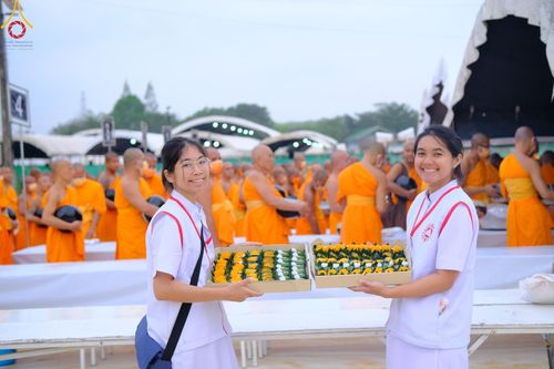 ภาพ No.130120:V.34 เพื่อธรรมเพื่อบางกล่ำ การรับบุญของเจ้าหน้าที่หน่วยงานต่างๆ  เพื่องานธรรมยาตราอัญเชิญพระบรมสารีริกธาตุ ประดิษฐาน ณ มหารัตนเจดีย์สิริปทุมสวรรค์ (เจดีย์อริยพุทธะ 5 พระองค์) ณ ศูนย์ปฏิบัติธรรมภาคใต้ อ.บางกล่ำ จ.สงขลา ระหว่างวันที่ 9-10 มีนาคม พ.ศ. 2567