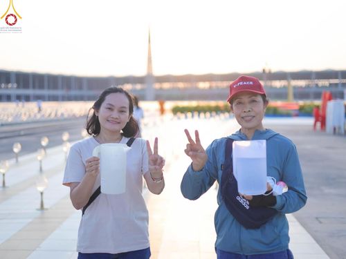 ภาพ No.208198:V.55 สารพัดV สารพัดดี ที่วัดพระธรรมกาย ในโครงการธรรมยาตรา กตัญญูบูชา มหาปูชนียาจารย์ พระมงคลเทพมุนี (สด จนฺทสโร) พระผู้ปราบมาร อนุสรณ์สถาน 7 แห่ง ปีที่ 13 ระหว่างวันที่ 2-31 มกราคม พ.ศ. 2568