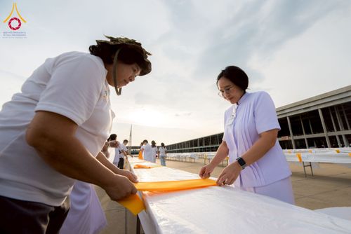 ภาพ No.217852:วันที่ 10-14 เมษายน พ.ศ. 2568 เจ้าหน้าที่อาสาสมัคร เตรียมงานวันคุ้มครองโลก ชุดที่ 2 วัดพระธรรมกาย จ.ปทุมธานี