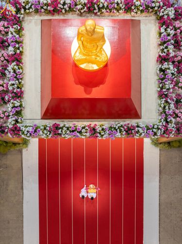 ภาพ No.167818:พิธีทอดกฐิน และ พิธีกรานกฐิน ในวันอาทิตย์ที่ 3 พฤศจิกายน พ.ศ. 2567 ณ วัดพระธรรมกาย จ.ปทุมธานี