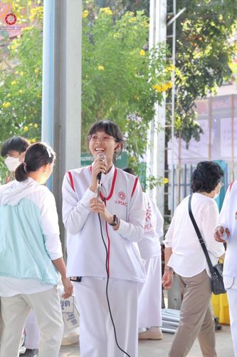 ภาพ No.205568:V.53 สารพัดV สารพัดดี ที่วัดโบสถ์บน ในโครงการธรรมยาตรา กตัญญูบูชา มหาปูชนียาจารย์ พระมงคลเทพมุนี(สด จนฺทสโร) พระผู้ปราบมาร อนุสรณ์สถาน 7 แห่ง ปีที่ 13 ระหว่างวันที่ 2-31 มกราคม พ.ศ. 2568