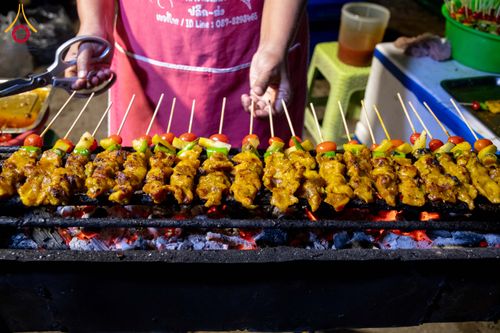 ภาพ No.288169:วันที่ 5 มกราคม พ.ศ. 2569 พิธีถวายภัตตาหารเป็นสังฆทาน แด่พระธรรมยาตรา ในโครงการธรรมยาตรา กตัญญูบูชา มหาปูชนียาจารย์ พระมงคลเทพมุนี(สด จนฺทสโร) พระผู้ปราบมาร อนุสรณ์สถาน 7 แห่ง ปีที่ 14 ณ อนุสรณ์สถานมหาวิหารพระมงคลเทพมุนี (โลตัสแลนด์) อ.สองพี่น้อง จ.สุพรร