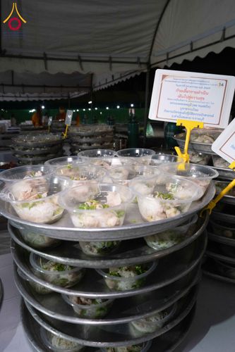 ภาพ No.301814:วันที่ 24 มกราคม พ.ศ. 2569 พิธีถวายภัตตาหารเป็นสังฆทาน แด่พระธรรมยาตรา ณ อนุสรณ์สถานบางปลา วัดบางปลา อำเภอบางเลน จังหวัดนครปฐม ในโครงการธรรมยาตรา กตัญญูบูชา มหาปูชนียาจารย์ พระมงคลเทพมุนี(สด จนฺทสโร) พระผู้ปราบมาร อนุสรณ์สถาน 7 แห่ง ปีที่ 14