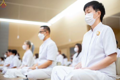 ภาพ No.84680:พิธีบรรจุพระบรมสารีริกธาตุภายในเกตุดอกบัวตูม องค์พระประธาน ณ ห้องแก้วสารพัดนึก 2 วัดพระธรรมกาย ในวันอาสาฬหบูชา อังคารที่ 1 สิงหาคม พ.ศ.2566