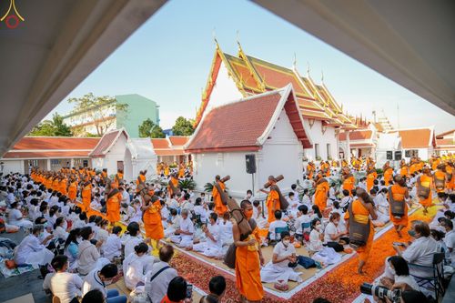 ภาพ No.72332:พิธีต้อนรับพระธรรมยาตรา ในโครงการธรรมยาตรากตัญญูบูชา มหาปูชนียาจารย์ พระมงคลเทพมุนี(สด จนฺทสโร) พระผู้ปราบมาร อนุสรณ์สถาน 7 แห่ง ปีที่ 11 วันที่ 18 มกราคม พ.ศ. 2566 ณ อนุสรณ์สถานลำดับที่ 4 สถานที่เกิดด้วยกายธรรม วัดโบสถ์ (บน) บางคูเวียง อ.บางกรวย จ.นนทบุ