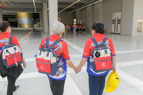 ภาพ No.321094:วันที่ 10 เมษายน พ.ศ.2569 โครงการส่งเสริมและสนับสนุนการเรียนรู้สำหรับผู้สูงอายุ ประจำปีงบประมาณ พ.ศ.2569 จัดโดย ฝ่ายสังคมสงเคราะห์ กองสวัสดิการสังคม องค์การบริหารตำบลคลองสาม จ.ปทุมธานี ณ วัดพระธรรมกาย