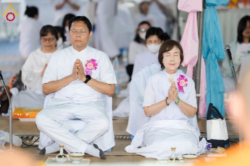 ภาพ No.299191:วันที่ 21 มกราคม พ.ศ. 2569 พิธีถวายภัตตาหารเป็นสังฆทาน แด่พระธรรมยาตรา ณ อนุสรณ์สถานบางปลา วัดบางปลา อำเภอบางเลน จังหวัดนครปฐม ในโครงการธรรมยาตรา กตัญญูบูชา มหาปูชนียาจารย์ พระมงคลเทพมุนี(สด จนฺทสโร) พระผู้ปราบมาร อนุสรณ์สถาน 7 แห่ง ปีที่ 14