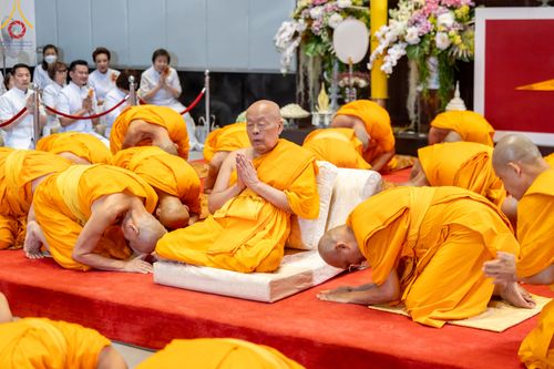 ภาพ No.137847:พิธีอุปสมบทสามเณรอุทิศชีวิต 11 รูป วันวิสาขบูชา พุธที่ 22 พฤษภาคม พ.ศ.2567 ณ อุโบสถ วัดพระธรรมกาย