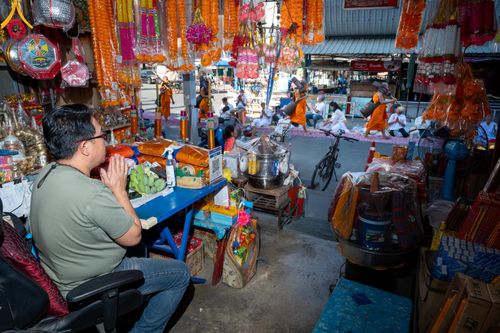 ภาพ No.106169:พิธีต้อนรับพระธรรมยาตรา ชุด 2 ในโครงการธรรมยาตรากตัญญูบูชา มหาปูชนียาจารย์  พระมงคลเทพมุนี(สด จนฺทสโร) พระผู้ปราบมาร  อนุสรณ์สถาน 7 แห่ง ปีที่ 12  วันที่ 3 มกราคม พ.ศ. 2567  ณ อนุสรณ์สถานโลตัสแลนด์ จ.สุพรรณบุรี