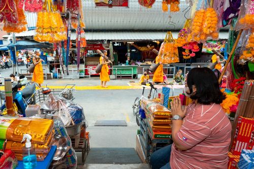ภาพ No.69013:พิธีต้อนรับพระธรรมยาตรา ในโครงการธรรมยาตรากตัญญูบูชา มหาปูชนียาจารย์ พระมงคลเทพมุนี(สด จนฺทสโร) พระผู้ปราบมาร อนุสรณ์สถาน 7 แห่ง ปีที่ 11 วันที่ 3 มกราคม พ.ศ. 2566 ณ อนุสรณ์สถานมหาวิหารพระมงคลเทพมุนี จ.สุพรรณบุรี