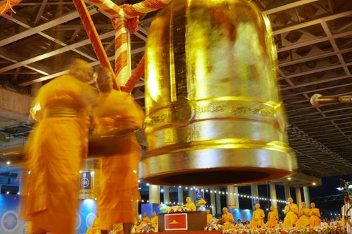 ภาพ No.345930:วันพฤหัสบดีที่ 27 สิงหาคม พ.ศ.2569 พิธีฉลองชัยสวดมนต์บทธัมมจักกัปปวัตตนสูตร 8,657,585,858 จบ ณ มหารัตนวิหารคด วัดพระธรรมกาย