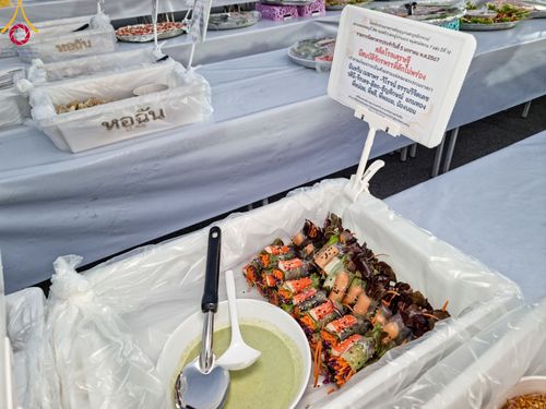 ภาพ No.106342:พิธีถวายภัตตาหารเป็นสังฆทาน แด่คณะพระธรรมยาตราฯ ในโครงการธรรมยาตรากตัญญูบูชา มหาปูชนียาจารย์ พระมงคลเทพมุนี(สด จนฺทสโร) พระผู้ปราบมาร อนุสรณ์สถาน 7 แห่ง ปีที่ 12 วันที่ 5 มกราคม พ.ศ. 2567 ณ อนุสรณ์สถานโลตัสแลนด์ จ.สุพรรณบุรี