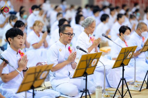 ภาพ No.121210:พิธีถวายภัตตาหารเป็นสังฆทาน แด่คณะพระธรรมยาตราฯ ในโครงการธรรมยาตรากตัญญูบูชา มหาปูชนียาจารย์ พระมงคลเทพมุนี(สด จนฺทสโร) พระผู้ปราบมาร อนุสรณ์สถาน 7 แห่ง ปีที่ 12 วันที่ 30 มกราคม พ.ศ. 2567 ณ สภาธรรมกายสากล วัดพระธรรมกาย