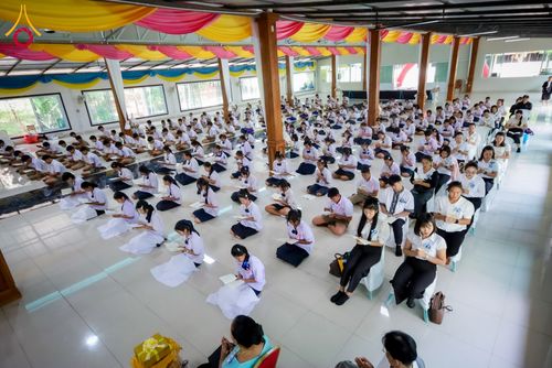 ภาพ No.285524:วันที่ 11 ธันวาคม พ.ศ. 2568  รวมพลังเด็กดี V-Star ผู้นำฟื้นฟูศีลธรรมโลก ประจำปี 2568 จังหวัดแพร่  ณ ธุดงคสถานแพร่ อำเภอวังชิ้น จังหวัดแพร่