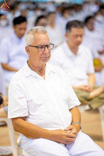 ภาพ No.139202:พิธีตักบาตร , พิธีบูชาข้าวพระ ณ ห้องแก้วสารพัด 1 สภาธรรมกายสากล วัดพระธรรมกาย วันอาทิตย์ต้นเดือนที่ 2 มิถุนายน พ.ศ. 2567