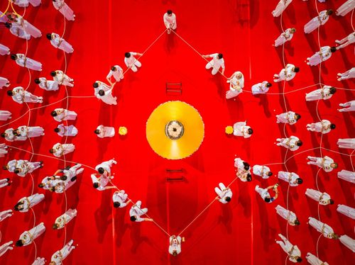 ภาพ No.89574:พิธีตักบาตร ข้าวสารอาหารแห้ง พิธีบูชาข้าวพระ และพิธีจุดเทียนใจ ไฟนิรันดร์  อนันตชัย ณ สภาธรรมกายสากล วัดพระธรรมกาย วันอาทิตย์ที่ 1 ตุลาคม พ.ศ. 2566