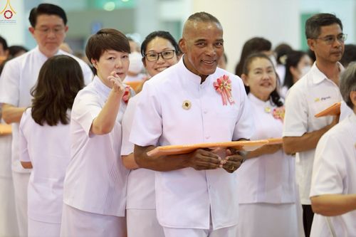 ภาพ No.251695:วันที่ 10 ตุลาคม พ.ศ. 2568 พิธีทอดผ้าป่าสมทบกฐินวัดพระธรรมกาย และสมทบกฐิน 30,000 กว่าวัดทั่วประเทศ ครั้งที่ 3 ณ สภาธรรมกายสากล วัดพระธรรมกาย