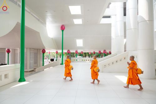 ภาพ No.136412:พิธีอุปสมบทสามเณรเตรียมสถาบันธรรมชัย รุ่นที่ 21 ณ โบสถ์พระไตรปิฏก วัดพระธรรมกาย วันเสาร์ที่ 4 พฤษภาคม พ.ศ.2567