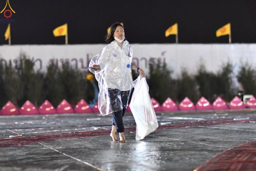 ภาพ No.119524:V.18 ทันทีม การเตรียมงาน เก็บงาน การรับบุญของเจ้าหน้าที่หน่วยงานต่างๆ เพื่อโครงการธรรมยาตรา กตัญญูบูชามหาปูชนียาจารย์ พระมงคลเทพมุนี (สด จนฺทสโร) พระผู้ปราบมาร อนุสรณ์สถาน 7 แห่ง ปีที่ 12 ระหว่างวันที่ 2 - 31 มกราคม พ.ศ.2567