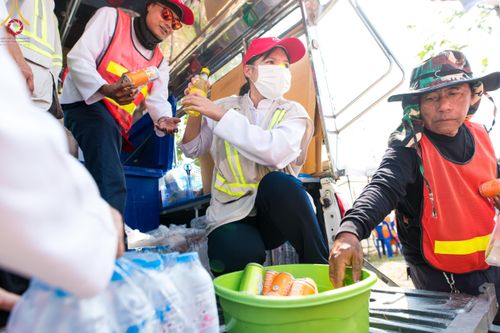 ภาพ No.110129:V.8 พลังทีม การเตรียมงาน เก็บงาน การรับบุญของเจ้าหน้าที่หน่วยงานต่างๆ เพื่อโครงการธรรมยาตรา กตัญญูบูชามหาปูชนียาจารย์ พระมงคลเทพมุนี (สด จนฺทสโร) พระผู้ปราบมาร อนุสรณ์สถาน 7 แห่ง ปีที่ 12 ระหว่างวันที่ 2 - 31 มกราคม พ.ศ.2567