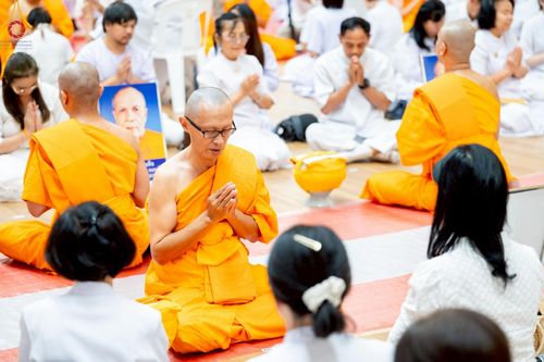 ภาพ No.217329:วันเสาร์ที่ 12 เมษายน พ.ศ. 2568 พิธีบรรพชา พิธีขอศีลและขอนิสสัย พิธีมอบบาตร ในโครงการอุปสมบทหมู่ บูชาธรรมหลวงพ่อธัมมชโย, โครงการธรรมทายาท ระดับอุดมศึกษา รุ่นที่ 52 ,  โครงการบวชพระนานาชาติ AEC & WAB CEO รุ่นที่ 4 ณ วัดพระธรรมกาย