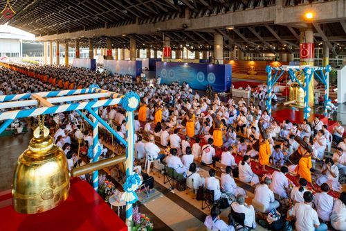 ภาพ No.279661:วันที่ 2 มกราคม พ.ศ.2569 พิธีต้อนรับพระธรรมยาตรา ครั้งที่ 1 ณ วัดพระธรรมกาย (วิหารหลวงปู่ - พระมหาธรรมกายเจดีย์)