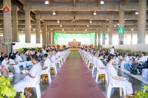 ภาพ No.293603:วันที่ 10 มกราคม พ.ศ. 2569 พิธีปลงผมธรรมทายาทบูชาธรรม 117  ปี คุณยายอาจารย์ฯ ณ วิหารคด วัดพระธรรมกาย ปทุมธานี
