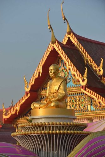 ภาพ No.9725:ประมวลภาพธุดงค์ธรรมชัย ปีที่ 3 วันที่ 6 มกราคม พ.ศ.2557