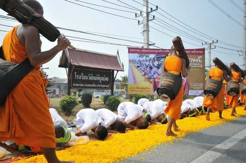 ภาพ No.9770: ประมวลภาพธุดงค์ธรรมชัย ปีที่ 3 วันที่  7 มกราคม พ.ศ.2557