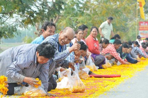 ภาพ No.9785: ประมวลภาพธุดงค์ธรรมชัย ปีที่ 3 วันที่  7 มกราคม พ.ศ.2557