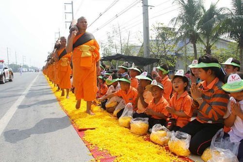 ภาพ No.9804: ประมวลภาพธุดงค์ธรรมชัย ปีที่ 3 วันที่  7 มกราคม พ.ศ.2557
