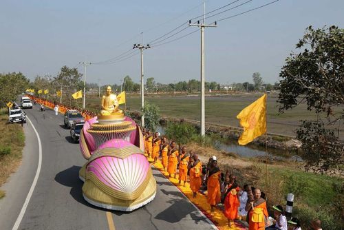 ภาพ No.9924: ประมวลภาพธุดงค์ธรรมชัย ปีที่ 3 วันที่ 10 มกราคม พ.ศ.2557