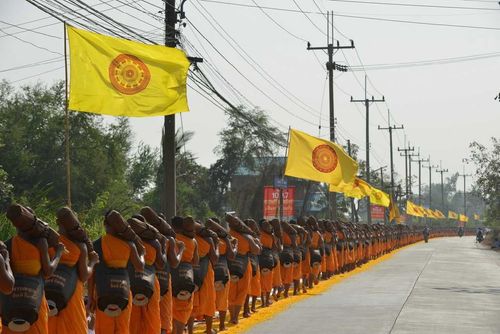 ภาพ No.9935: ประมวลภาพธุดงค์ธรรมชัย ปีที่ 3 วันที่ 10 มกราคม พ.ศ.2557