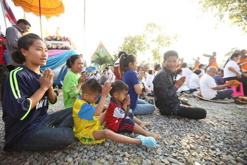 ภาพ No.9956: ประมวลภาพธุดงค์ธรรมชัย ปีที่ 3 วันที่ 10 มกราคม พ.ศ.2557