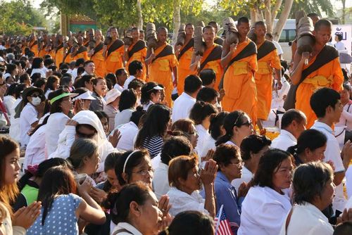 ภาพ No.9957: ประมวลภาพธุดงค์ธรรมชัย ปีที่ 3 วันที่ 10 มกราคม พ.ศ.2557