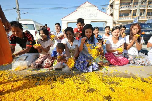 ภาพ No.9991:ประมวลภาพธุดงค์ธรรมชัย ปีที่ 3 วันที่ 11 มกราคม พ.ศ.2557