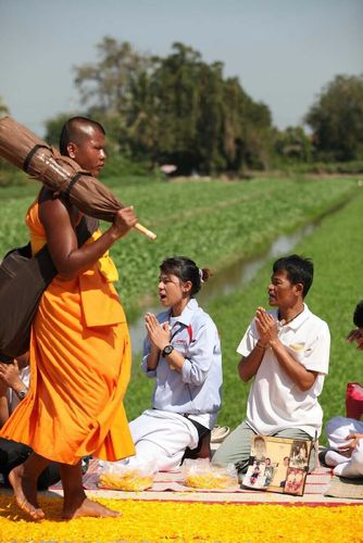 ภาพ No.10008:ประมวลภาพธุดงค์ธรรมชัย ปีที่ 3 วันที่ 12 มกราคม พ.ศ.2557