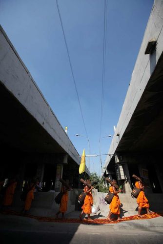 ภาพ No.10066:ประมวลภาพธุดงค์ธรรมชัย ปีที่ 3 วันที่ 13 มกราคม พ.ศ.2557