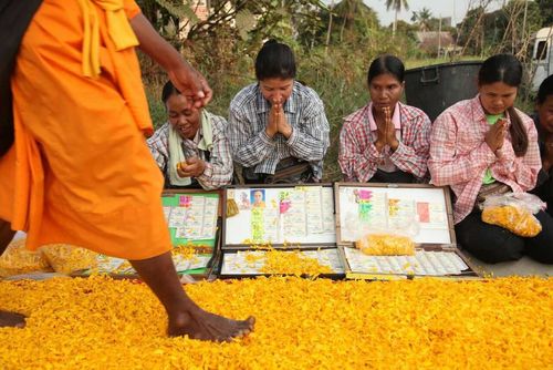 ภาพ No.10073:ประมวลภาพธุดงค์ธรรมชัย ปีที่ 3 วันที่ 13 มกราคม พ.ศ.2557