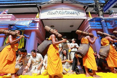 ภาพ No.10096:ประมวลภาพธุดงค์ธรรมชัย ปีที่ 3 วันที่ 14 มกราคม พ.ศ.2557